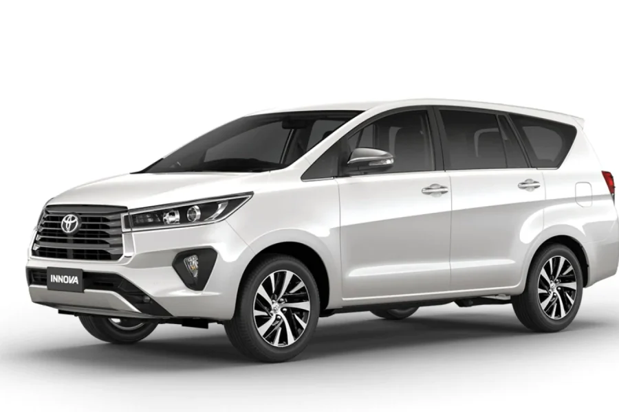 INNOVA CRYSTA